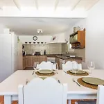 Luxury House Tiati Semesterbostad *